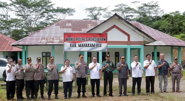SEMENTARA: Peninjauan Mapolres Mahulu di Kampung Ujoh Bilang yang akan diresmikan Kapolda Kaltim, Rabu (4/1/2023)